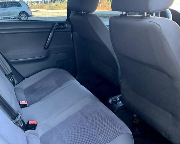 Синий Фольксваген Поло, объемом двигателя 1.39 л и пробегом 225 тыс. км за 4700 $, фото 6 на Automoto.ua