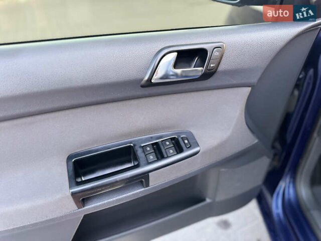 Синій Фольксваген Поло, об'ємом двигуна 1.2 л та пробігом 201 тис. км за 3999 $, фото 45 на Automoto.ua