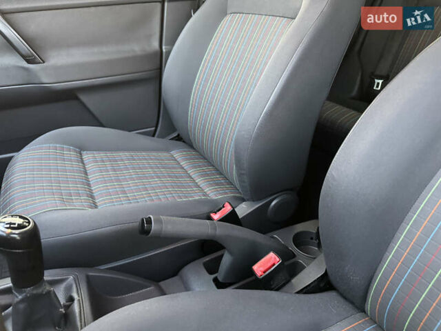 Синій Фольксваген Поло, об'ємом двигуна 1.2 л та пробігом 201 тис. км за 3999 $, фото 6 на Automoto.ua