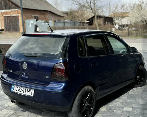 Синій Фольксваген Поло, об'ємом двигуна 1.42 л та пробігом 249 тис. км за 4100 $, фото 10 на Automoto.ua