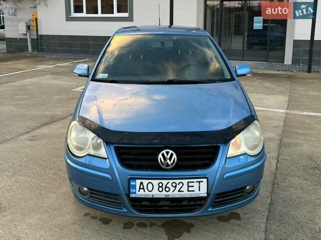 Синий Фольксваген Поло, объемом двигателя 1.2 л и пробегом 225 тыс. км за 2750 $, фото 1 на Automoto.ua