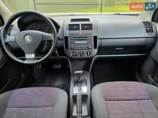 Синій Фольксваген Поло, об'ємом двигуна 1.39 л та пробігом 170 тис. км за 5699 $, фото 7 на Automoto.ua