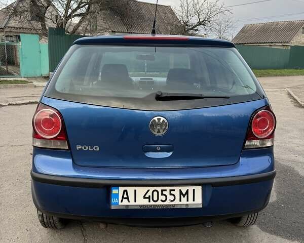 Синий Фольксваген Поло, объемом двигателя 1.39 л и пробегом 237 тыс. км за 4150 $, фото 5 на Automoto.ua