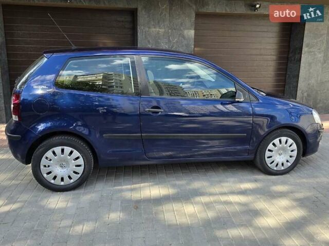 Синій Фольксваген Поло, об'ємом двигуна 1.39 л та пробігом 170 тис. км за 5699 $, фото 30 на Automoto.ua