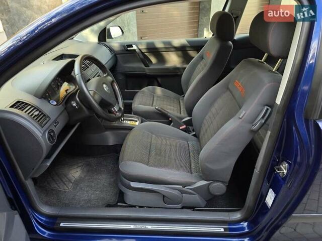 Синій Фольксваген Поло, об'ємом двигуна 1.39 л та пробігом 170 тис. км за 5699 $, фото 4 на Automoto.ua