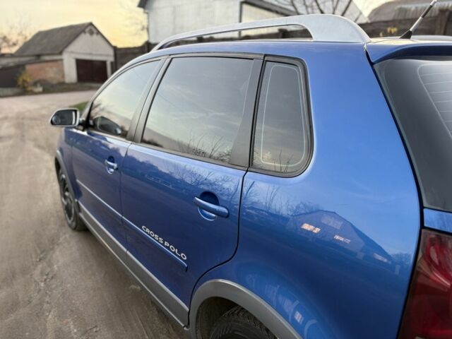 Синий Фольксваген Поло, объемом двигателя 1.9 л и пробегом 203 тыс. км за 4850 $, фото 6 на Automoto.ua