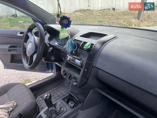 Синий Фольксваген Поло, объемом двигателя 1.39 л и пробегом 211 тыс. км за 4700 $, фото 11 на Automoto.ua