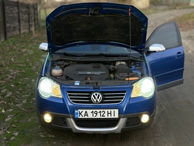 Синий Фольксваген Поло, объемом двигателя 1.9 л и пробегом 203 тыс. км за 4850 $, фото 8 на Automoto.ua