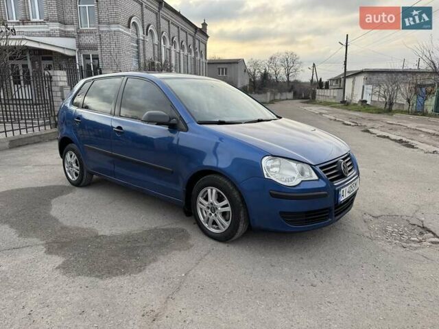 Синий Фольксваген Поло, объемом двигателя 1.39 л и пробегом 237 тыс. км за 4150 $, фото 7 на Automoto.ua