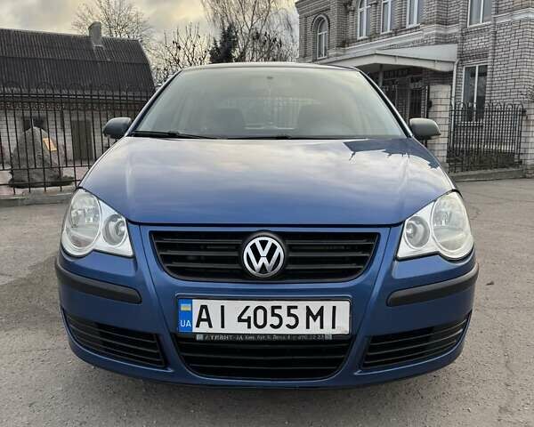 Синий Фольксваген Поло, объемом двигателя 1.39 л и пробегом 237 тыс. км за 4150 $, фото 1 на Automoto.ua