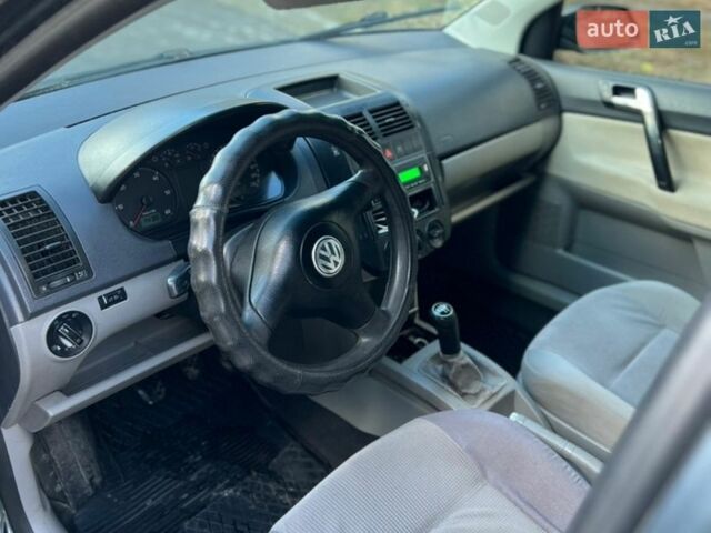 Синий Фольксваген Поло, объемом двигателя 1.42 л и пробегом 350 тыс. км за 3350 $, фото 14 на Automoto.ua