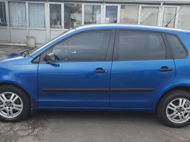 Синий Фольксваген Поло, объемом двигателя 1.4 л и пробегом 237 тыс. км за 3850 $, фото 6 на Automoto.ua