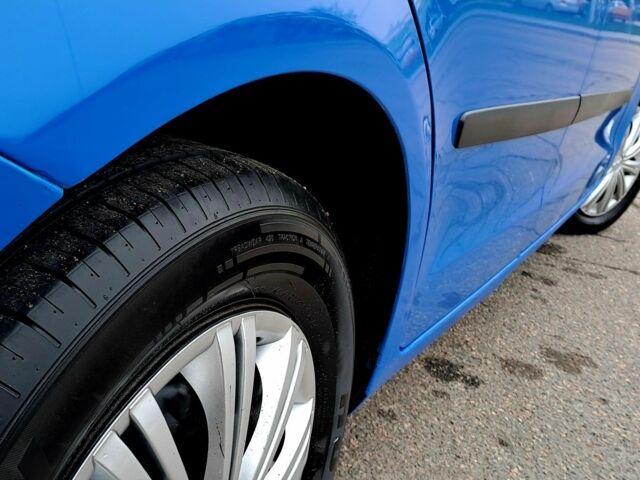 Синий Фольксваген Поло, объемом двигателя 1.2 л и пробегом 208 тыс. км за 3999 $, фото 10 на Automoto.ua