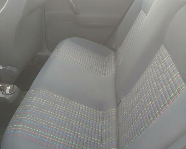 Синий Фольксваген Поло, объемом двигателя 1.4 л и пробегом 210 тыс. км за 5500 $, фото 9 на Automoto.ua