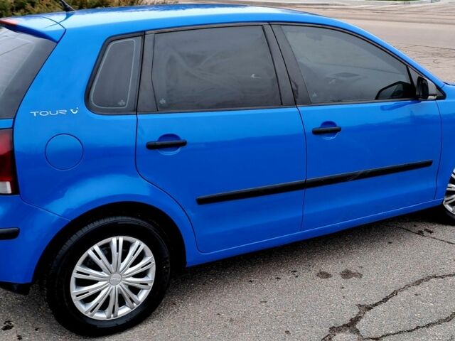 Синий Фольксваген Поло, объемом двигателя 1.2 л и пробегом 208 тыс. км за 3999 $, фото 7 на Automoto.ua