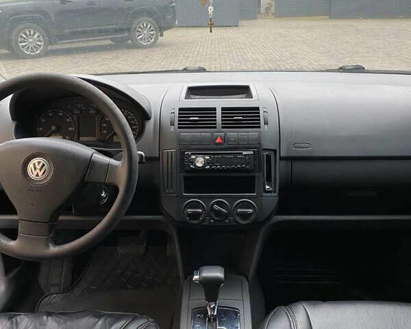 Синий Фольксваген Поло, объемом двигателя 1.39 л и пробегом 195 тыс. км за 5000 $, фото 7 на Automoto.ua