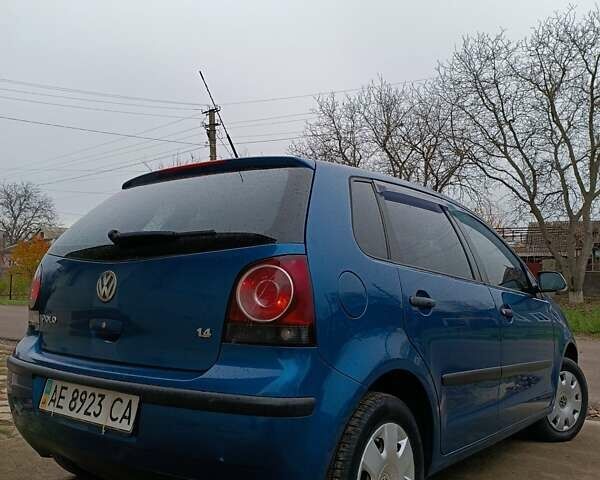 Синий Фольксваген Поло, объемом двигателя 1.4 л и пробегом 146 тыс. км за 4400 $, фото 6 на Automoto.ua