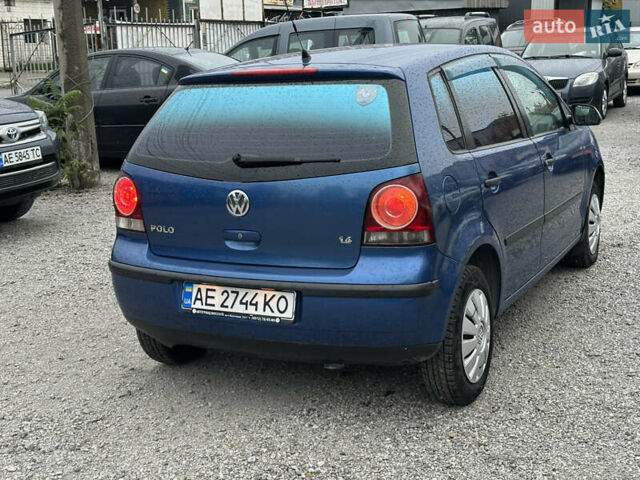 Синий Фольксваген Поло, объемом двигателя 1.39 л и пробегом 250 тыс. км за 5800 $, фото 3 на Automoto.ua