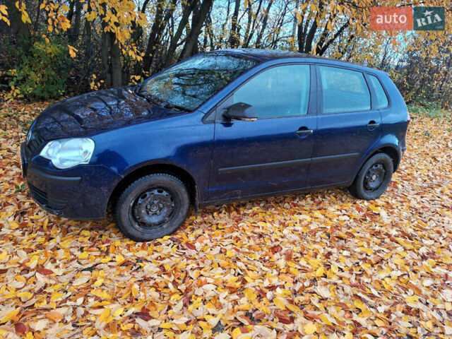 Синий Фольксваген Поло, объемом двигателя 1.4 л и пробегом 147 тыс. км за 4000 $, фото 5 на Automoto.ua