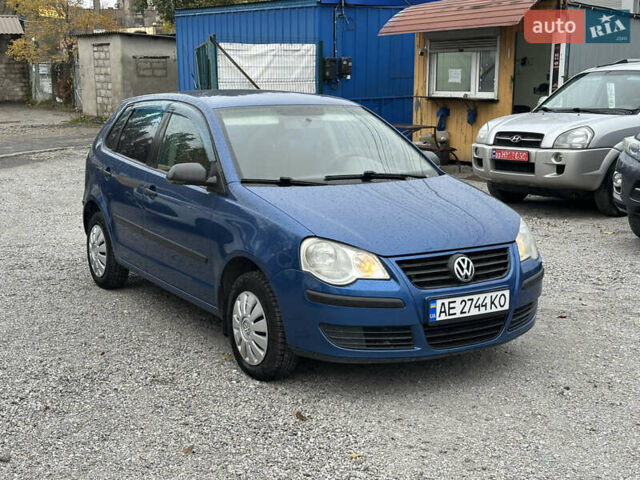Синий Фольксваген Поло, объемом двигателя 1.39 л и пробегом 250 тыс. км за 5800 $, фото 2 на Automoto.ua