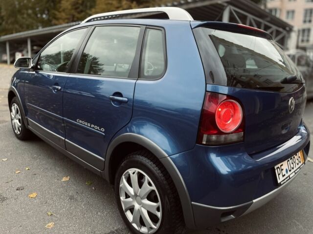 Синій Фольксваген Поло, об'ємом двигуна 0 л та пробігом 214 тис. км за 5799 $, фото 9 на Automoto.ua