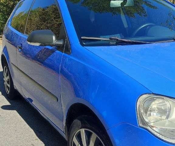 Синий Фольксваген Поло, объемом двигателя 1.2 л и пробегом 259 тыс. км за 3700 $, фото 5 на Automoto.ua