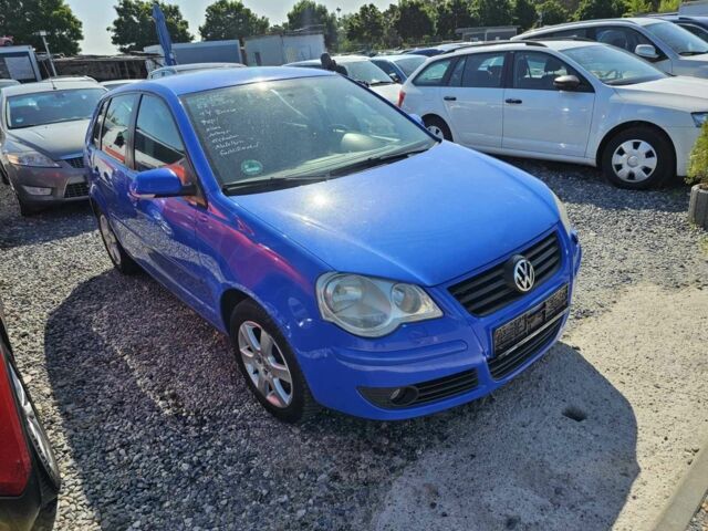 Синий Фольксваген Поло, объемом двигателя 1.4 л и пробегом 231 тыс. км за 5500 $, фото 5 на Automoto.ua