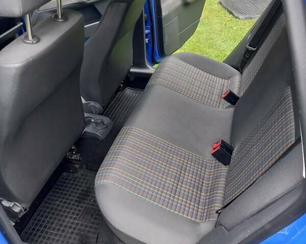 Синий Фольксваген Поло, объемом двигателя 1.4 л и пробегом 194 тыс. км за 4900 $, фото 6 на Automoto.ua