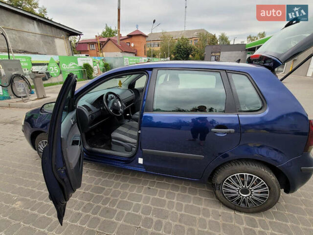 Синий Фольксваген Поло, объемом двигателя 1.42 л и пробегом 107 тыс. км за 5041 $, фото 7 на Automoto.ua