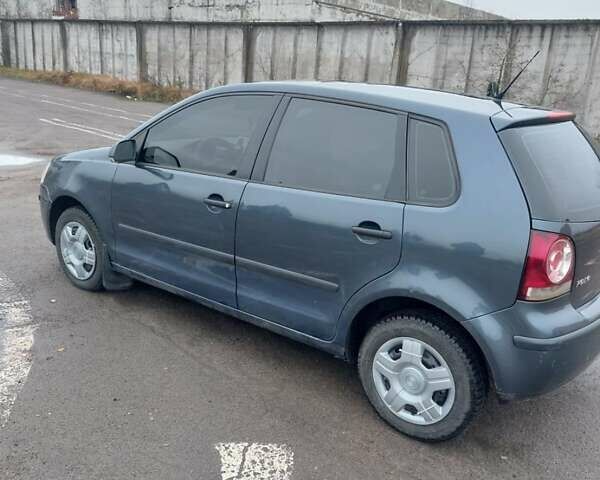 Синій Фольксваген Поло, об'ємом двигуна 1.4 л та пробігом 198 тис. км за 5100 $, фото 4 на Automoto.ua