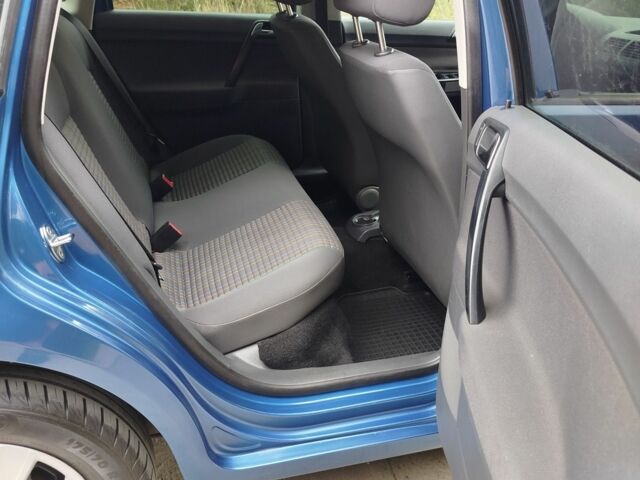 Синий Фольксваген Поло, объемом двигателя 1.4 л и пробегом 185 тыс. км за 5800 $, фото 14 на Automoto.ua