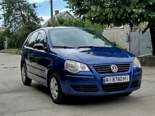Синий Фольксваген Поло, объемом двигателя 1.4 л и пробегом 185 тыс. км за 5800 $, фото 5 на Automoto.ua