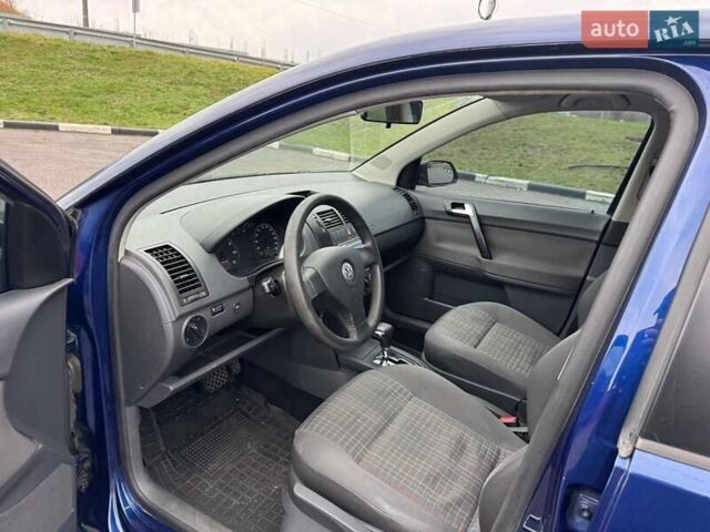 Синий Фольксваген Поло, объемом двигателя 1.4 л и пробегом 172 тыс. км за 4950 $, фото 7 на Automoto.ua