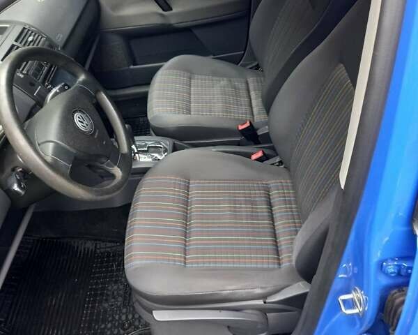 Синий Фольксваген Поло, объемом двигателя 1.4 л и пробегом 194 тыс. км за 4900 $, фото 2 на Automoto.ua