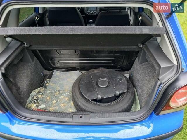 Синий Фольксваген Поло, объемом двигателя 1.4 л и пробегом 194 тыс. км за 4900 $, фото 12 на Automoto.ua