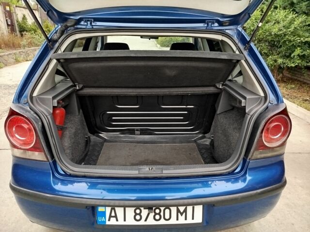 Синий Фольксваген Поло, объемом двигателя 1.4 л и пробегом 185 тыс. км за 5800 $, фото 18 на Automoto.ua