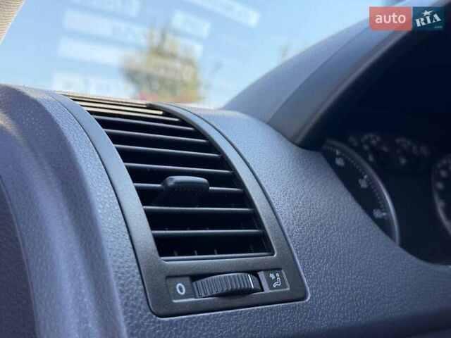 Синий Фольксваген Поло, объемом двигателя 1.6 л и пробегом 182 тыс. км за 5999 $, фото 15 на Automoto.ua