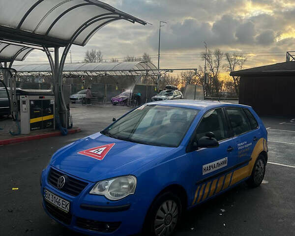 Синий Фольксваген Поло, объемом двигателя 1.2 л и пробегом 330 тыс. км за 4000 $, фото 7 на Automoto.ua