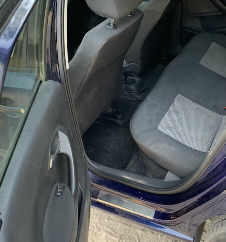 Синий Фольксваген Поло, объемом двигателя 1.2 л и пробегом 190 тыс. км за 4200 $, фото 11 на Automoto.ua