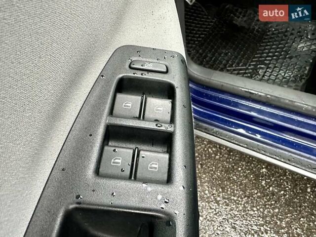 Синій Фольксваген Поло, об'ємом двигуна 1.6 л та пробігом 182 тис. км за 6950 $, фото 39 на Automoto.ua