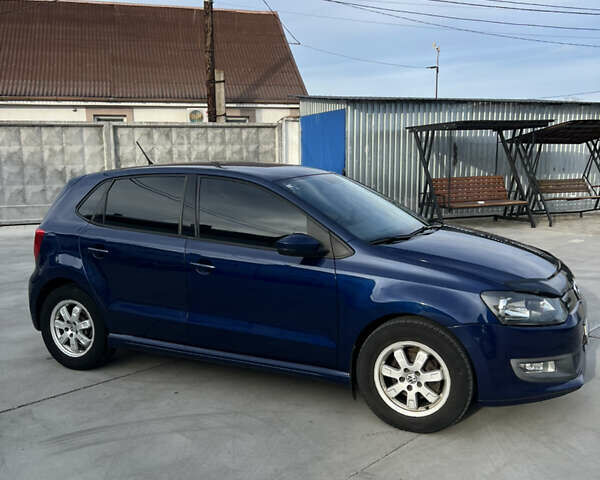 Синий Фольксваген Поло, объемом двигателя 1.2 л и пробегом 324 тыс. км за 5100 $, фото 5 на Automoto.ua