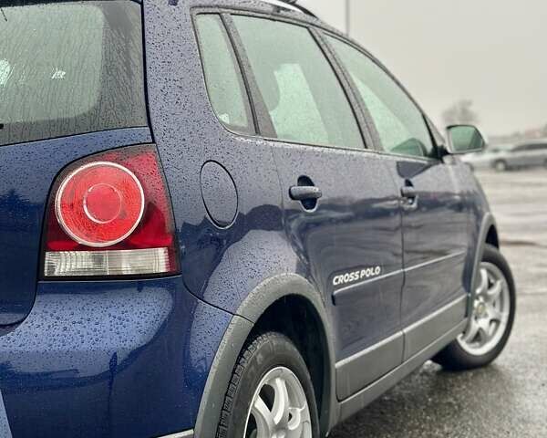 Синій Фольксваген Поло, об'ємом двигуна 1.6 л та пробігом 182 тис. км за 6950 $, фото 13 на Automoto.ua