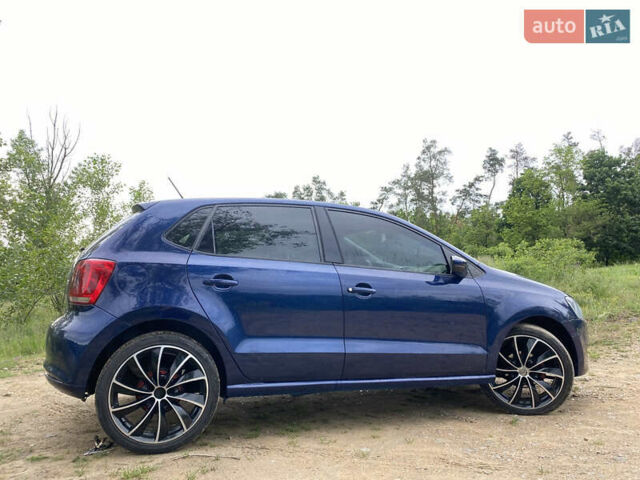 Синий Фольксваген Поло, объемом двигателя 1.2 л и пробегом 190 тыс. км за 4200 $, фото 8 на Automoto.ua