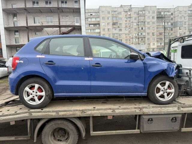 Синий Фольксваген Поло, объемом двигателя 1.2 л и пробегом 10 тыс. км за 2200 $, фото 1 на Automoto.ua