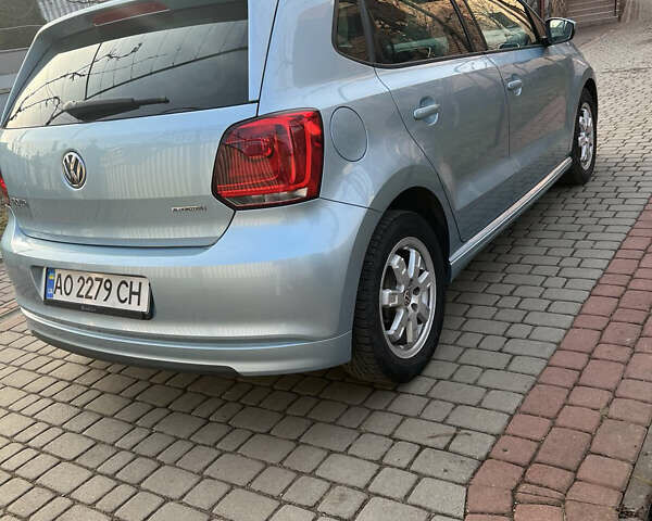 Синий Фольксваген Поло, объемом двигателя 1.2 л и пробегом 251 тыс. км за 6100 $, фото 7 на Automoto.ua