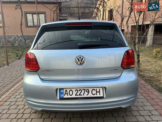 Синий Фольксваген Поло, объемом двигателя 1.2 л и пробегом 251 тыс. км за 6100 $, фото 5 на Automoto.ua