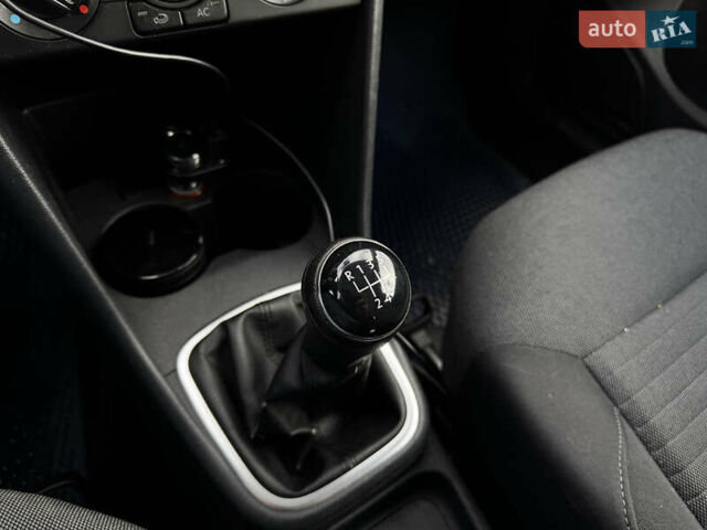 Синій Фольксваген Поло, об'ємом двигуна 1.39 л та пробігом 259 тис. км за 5999 $, фото 23 на Automoto.ua