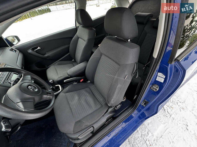 Синій Фольксваген Поло, об'ємом двигуна 1.39 л та пробігом 259 тис. км за 5999 $, фото 17 на Automoto.ua