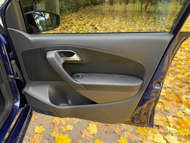 Синий Фольксваген Поло, объемом двигателя 1.6 л и пробегом 218 тыс. км за 6940 $, фото 18 на Automoto.ua