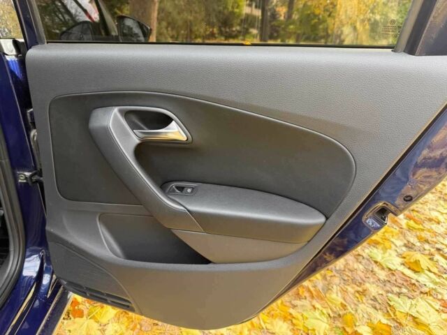 Синий Фольксваген Поло, объемом двигателя 1.6 л и пробегом 218 тыс. км за 6940 $, фото 16 на Automoto.ua